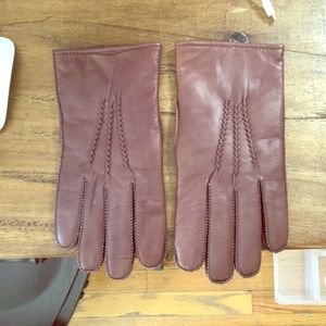 Leather gloves - wool interior